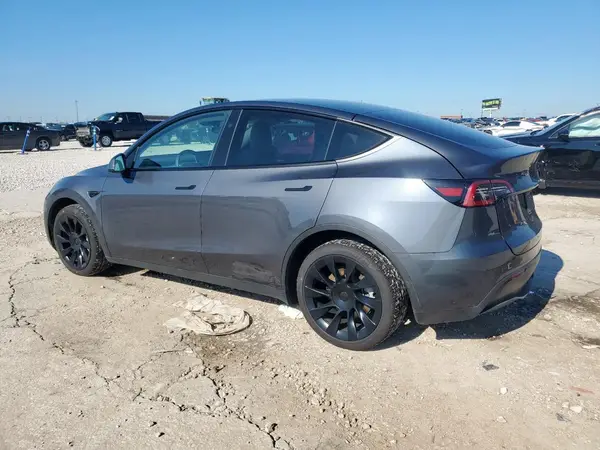 7SAYGDEE2PF885164 2023 TESLA MODEL Y - Image 2