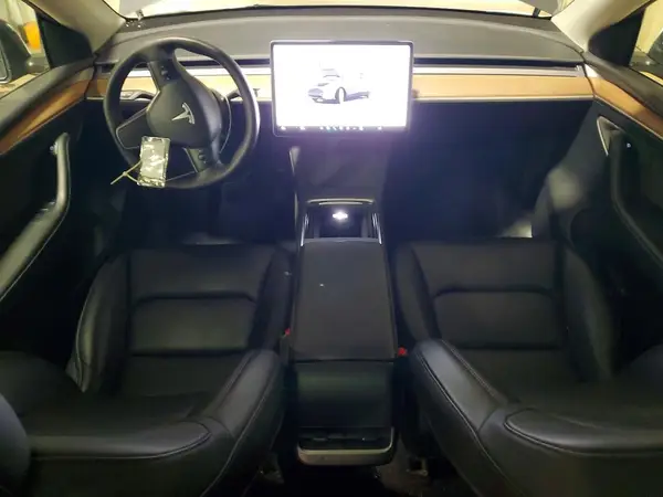 7SAYGDEE2PF885746 2023 TESLA MODEL Y - Image 8