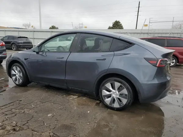7SAYGDEE2PF887772 2023 TESLA MODEL Y - Image 2