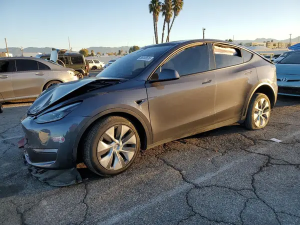 7SAYGDEE2PF928515 2023 TESLA MODEL Y - Image 1