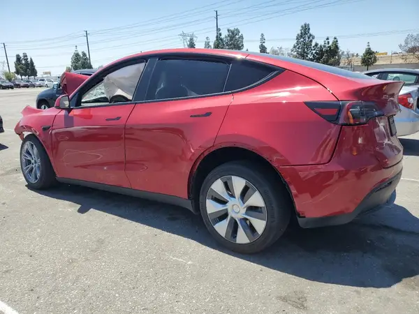 7SAYGDEE2PF946576 2023 TESLA MODEL Y - Image 2