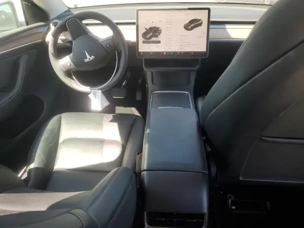 7SAYGDEE2PF949915 2023 TESLA MODEL Y - Image 8