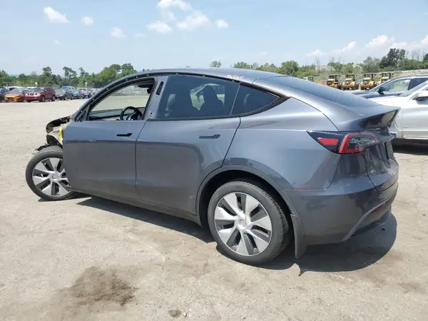 7SAYGDEE2RA217428 2024 TESLA MODEL Y - Image 2
