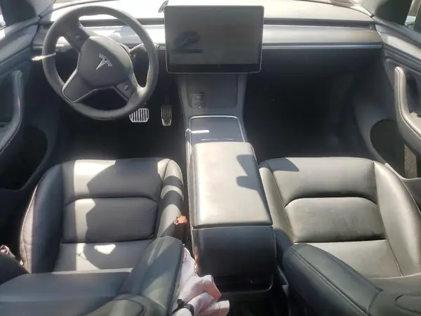 7SAYGDEE2RA217817 2024 TESLA MODEL Y - Image 8