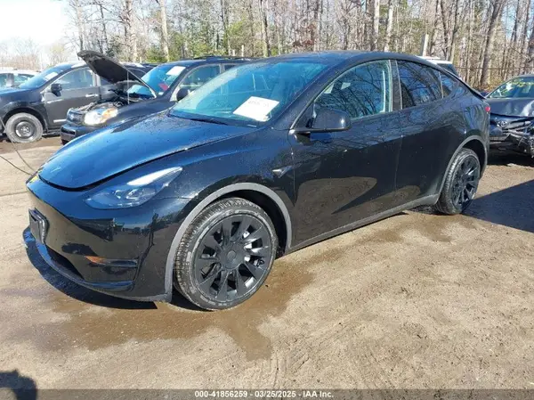 7SAYGDEE2RA219213 2024 TESLA MODEL Y - Image 2