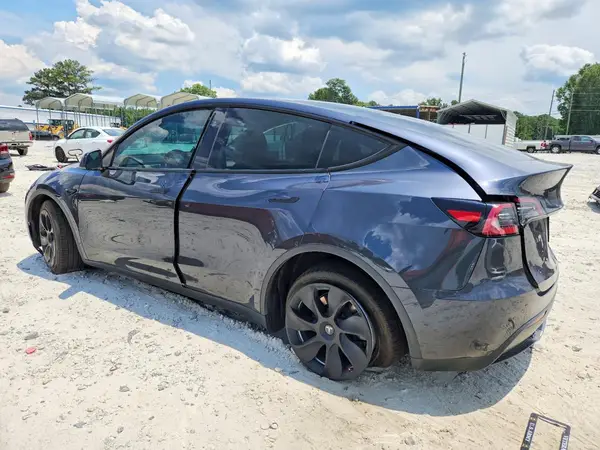 7SAYGDEE2RA222449 2024 TESLA MODEL Y - Image 2