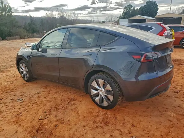 7SAYGDEE2RA222936 2024 TESLA MODEL Y - Image 2