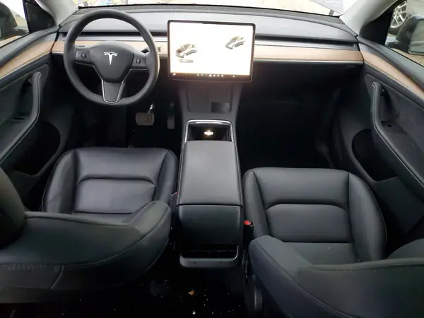 7SAYGDEE2RA223245 2024 TESLA MODEL Y - Image 8