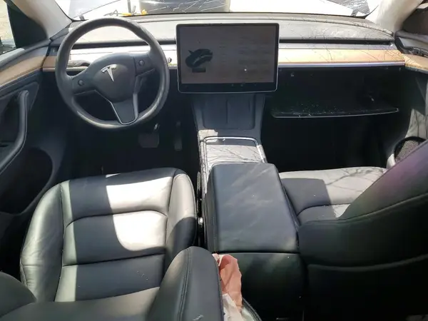 7SAYGDEE2RA228154 2024 TESLA MODEL Y - Image 8