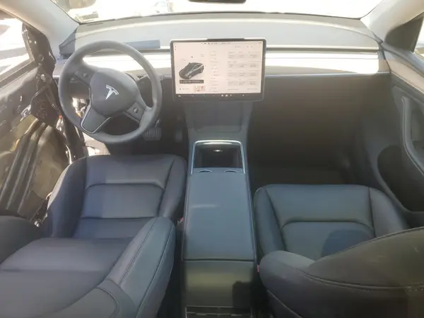 7SAYGDEE2RA228641 2024 TESLA MODEL Y - Image 8
