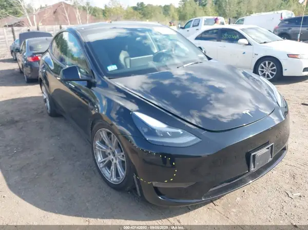 7SAYGDEE2RA229501 2024 TESLA MODEL Y - Image 1