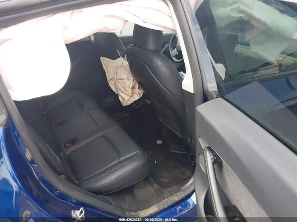 7SAYGDEE2RA230938 2024 TESLA MODEL Y - Image 8