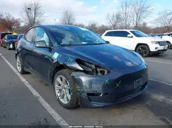 7SAYGDEE2RA233659 2024 TESLA MODEL Y