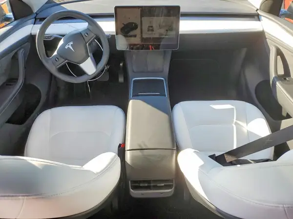 7SAYGDEE2RA234813 2024 TESLA MODEL Y - Image 8