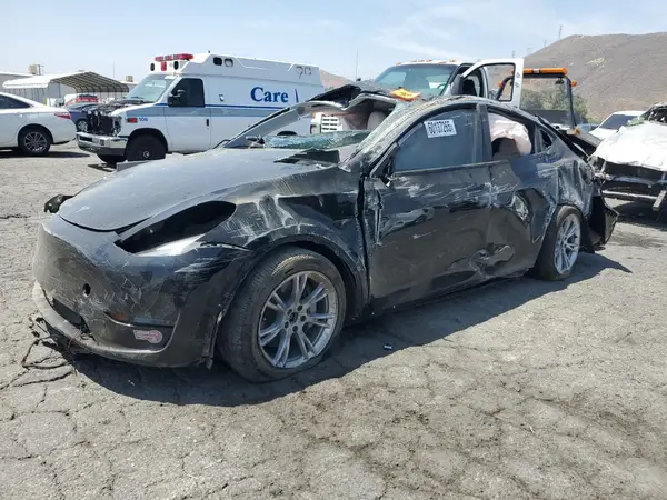 7SAYGDEE2RA237856 2024 TESLA MODEL Y - Image 1