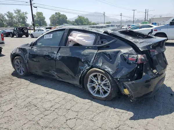 7SAYGDEE2RA237856 2024 TESLA MODEL Y - Image 2