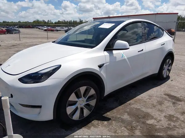 7SAYGDEE2RA239834 2024 TESLA MODEL Y - Image 2