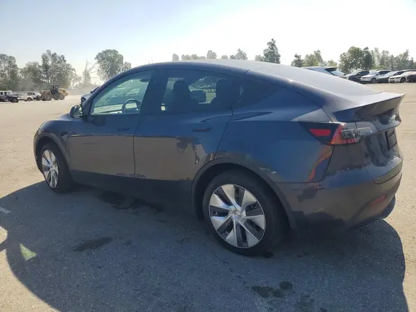 7SAYGDEE2RA241535 2024 TESLA MODEL Y - Image 2