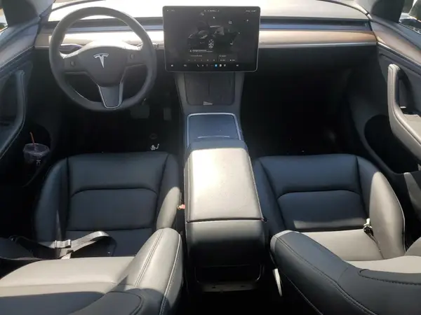 7SAYGDEE2RA245391 2024 TESLA MODEL Y - Image 8