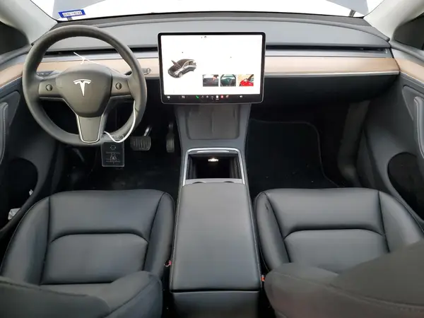 7SAYGDEE2RA245634 2024 TESLA MODEL Y - Image 8