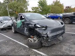 7SAYGDEE2RA246668 2024 TESLA MODEL Y