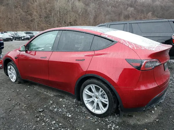7SAYGDEE2RA247349 2024 TESLA MODEL Y - Image 2