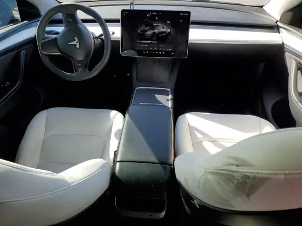7SAYGDEE2RA250901 2024 TESLA MODEL Y - Image 8