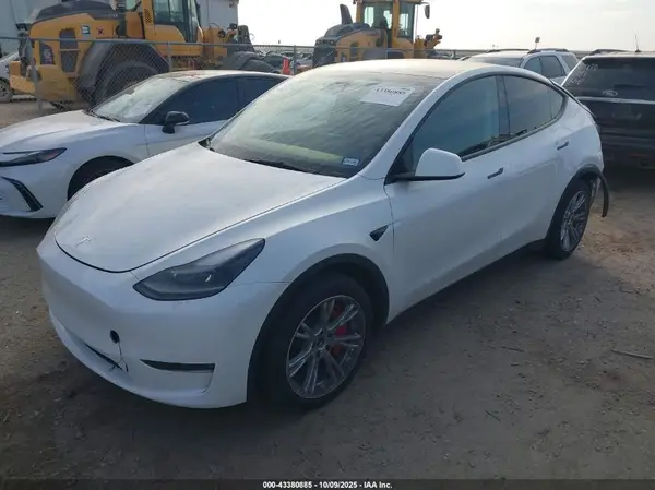 7SAYGDEE2RA259291 2024 TESLA MODEL Y - Image 2