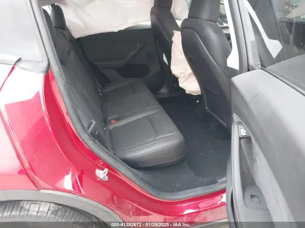 7SAYGDEE2RA268086 2024 TESLA MODEL Y - Image 8