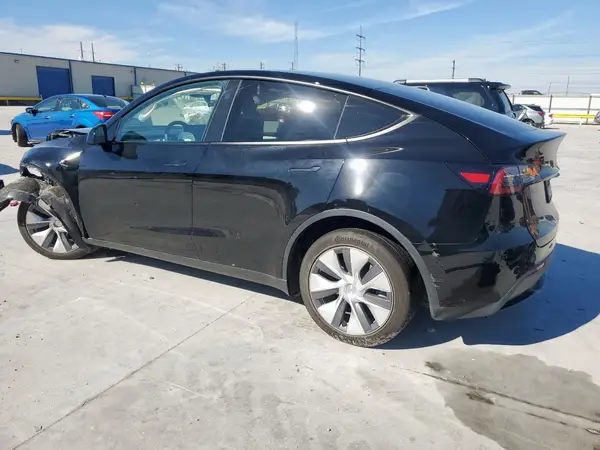 7SAYGDEE2RA268590 2024 TESLA MODEL Y - Image 2