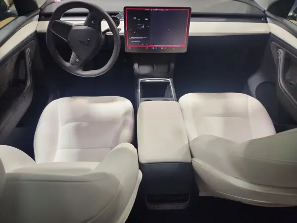 7SAYGDEE2RA269268 2024 TESLA MODEL Y - Image 8