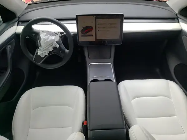 7SAYGDEE2RA269884 2024 TESLA MODEL Y - Image 8