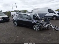 7SAYGDEE2RA270811 2024 TESLA MODEL Y