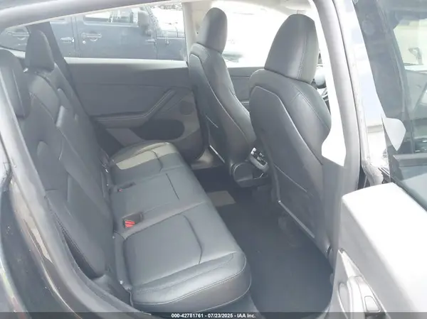 7SAYGDEE2RA273241 2024 TESLA MODEL Y - Image 8
