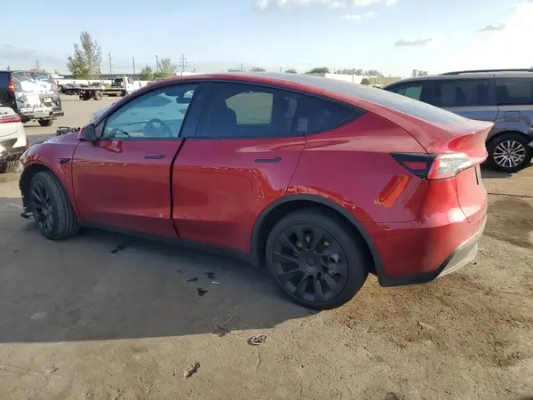 7SAYGDEE2RA274812 2024 TESLA MODEL Y - Image 2