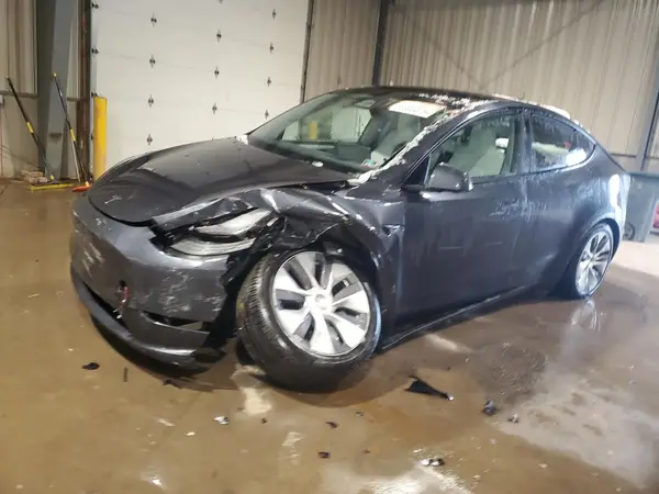 7SAYGDEE2RA275152 2024 TESLA MODEL Y - Image 1