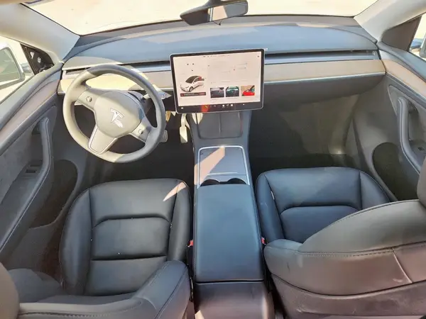7SAYGDEE2RA275913 2024 TESLA MODEL Y - Image 8