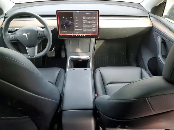7SAYGDEE2RA277175 2024 TESLA MODEL Y - Image 8