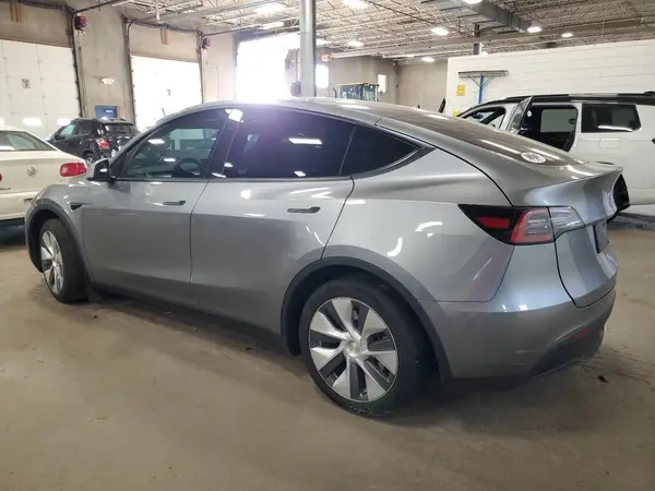 7SAYGDEE2RA278794 2024 TESLA MODEL Y - Image 2