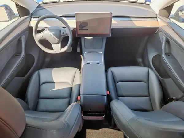 7SAYGDEE2RA279895 2024 TESLA MODEL Y - Image 8