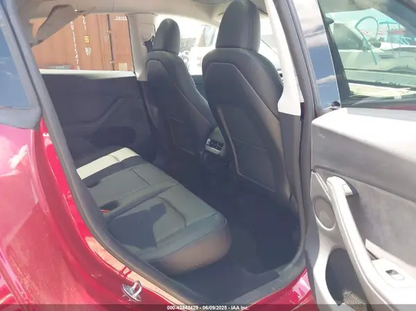 7SAYGDEE2RA281209 2024 TESLA MODEL Y - Image 8