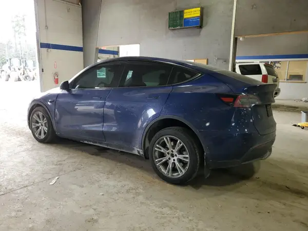 7SAYGDEE2RA281579 2024 TESLA MODEL Y - Image 2