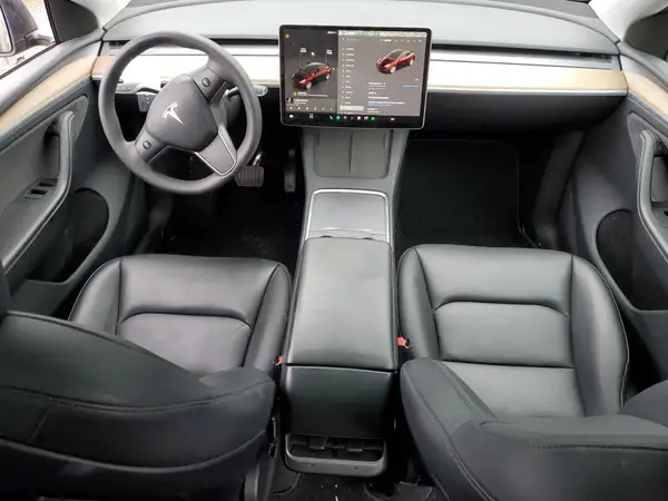 7SAYGDEE2RA283865 2024 TESLA MODEL Y - Image 8