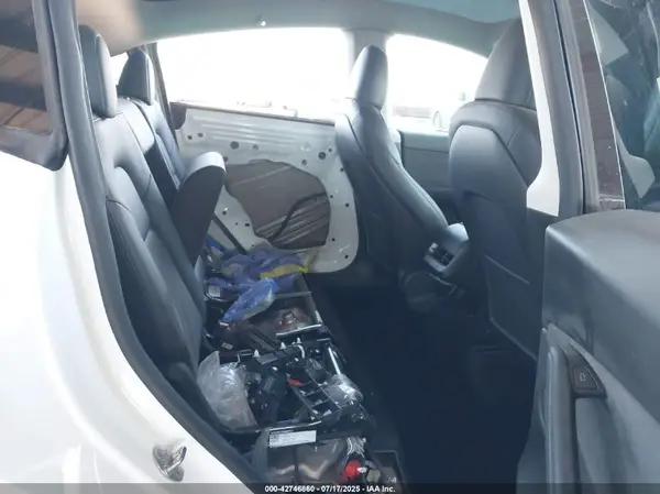 7SAYGDEE2RA290122 2024 TESLA MODEL Y - Image 8