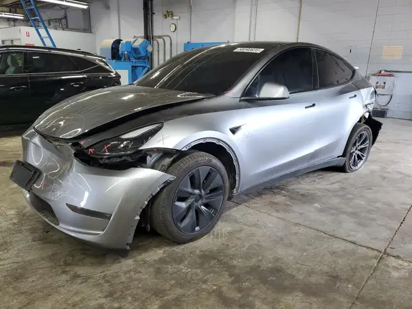 7SAYGDEE2RA299824 2024 TESLA MODEL Y - Image 1