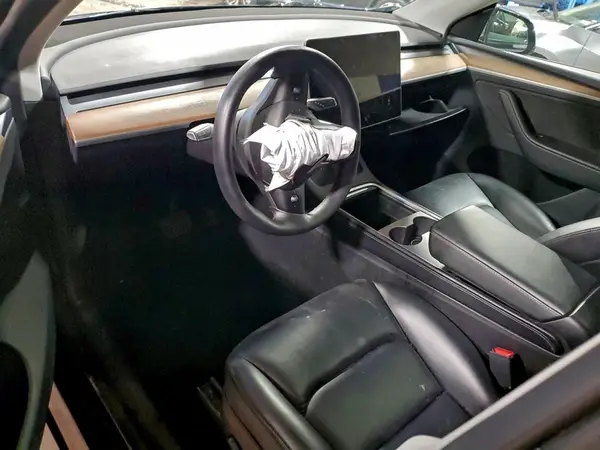 7SAYGDEE2RA302804 2024 TESLA MODEL Y - Image 8
