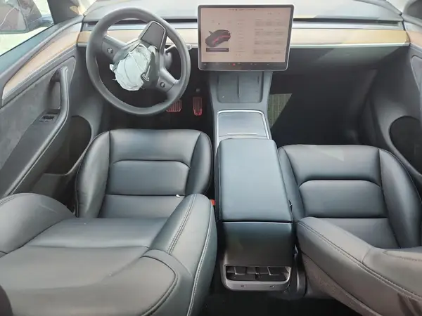 7SAYGDEE2RA307050 2024 TESLA MODEL Y - Image 8
