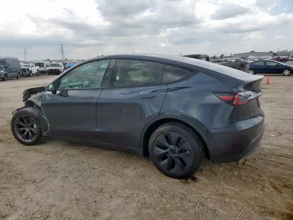7SAYGDEE2RA308165 2024 TESLA MODEL Y - Image 2
