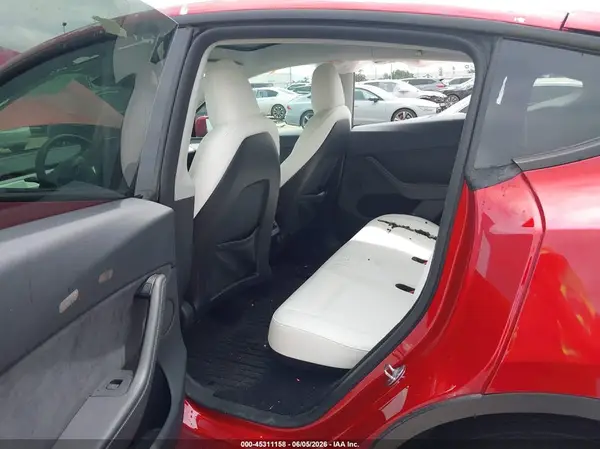 7SAYGDEE2RA308599 2024 TESLA MODEL Y - Image 8