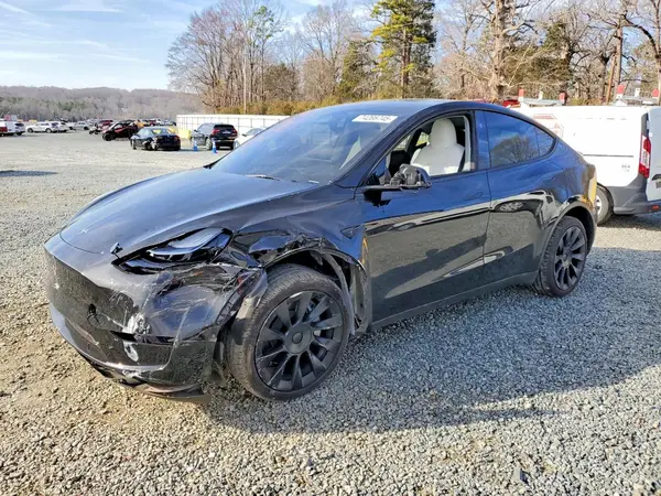 7SAYGDEE2RA309316 2024 TESLA MODEL Y - Image 1